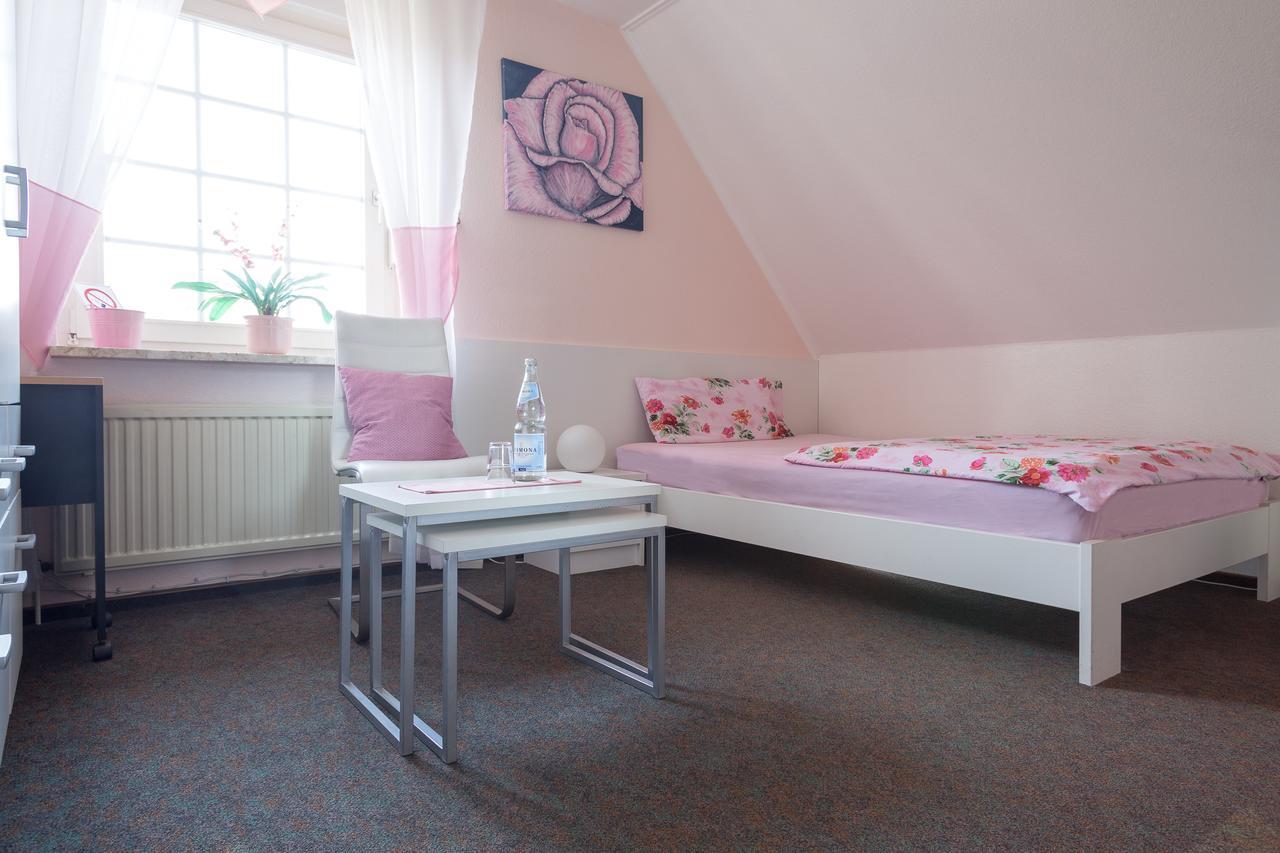 Pension Blumen-Villa Шнефердинген Экстерьер фото